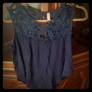 $♡Blue lace peakaboo tank♡$